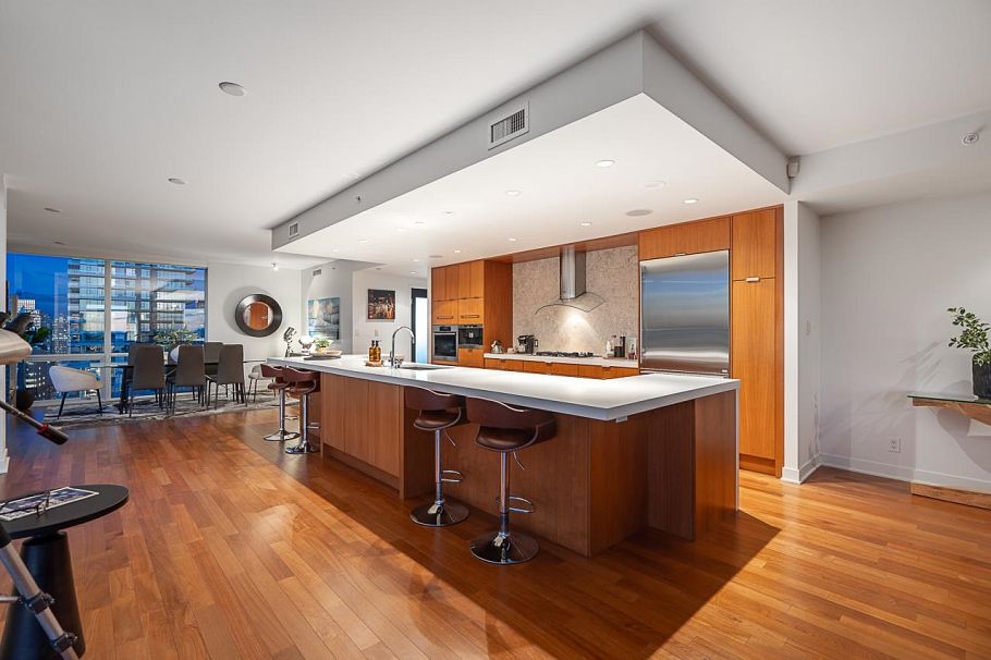 2802 1455 Howe Street Vancouver, BC - 10