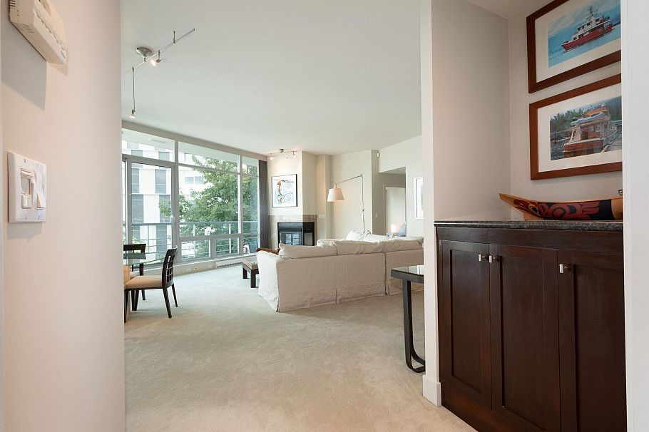203 499 Broughton Street Vancouver, BC - 22