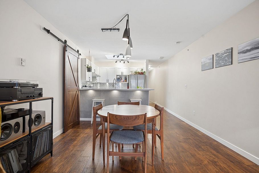 305 1707 Charles Street Vancouver, BC - 11