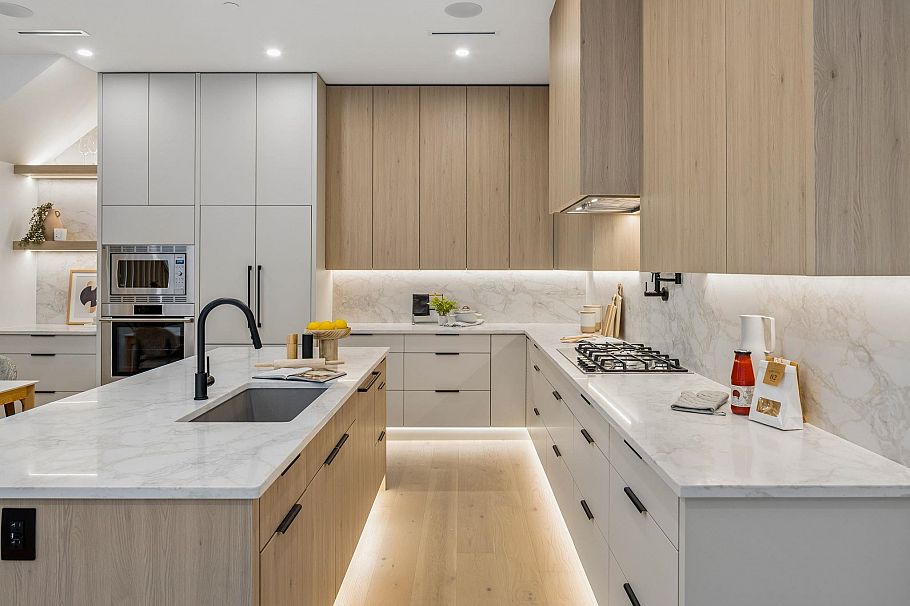 2 936 W 57th Avenue Vancouver, BC - 9