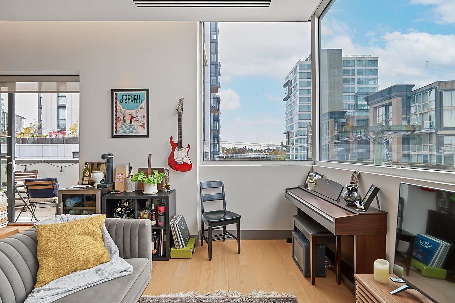 401 1510 W 6th Avenue Vancouver, BC - 4