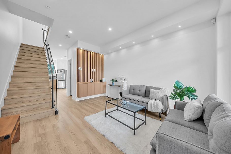 1 2554 Dundas Street Vancouver, BC - 8