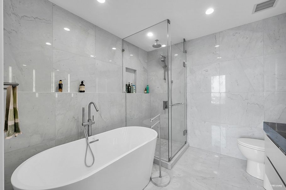 1906 7433 Cambie Street Vancouver, BC - 20