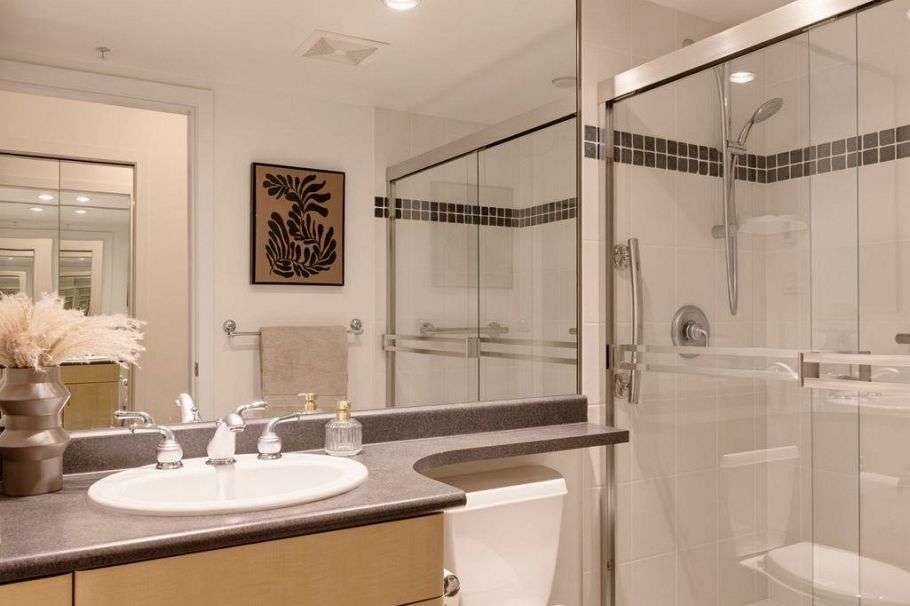 404 1428 W 6th Avenue Vancouver, BC - 31