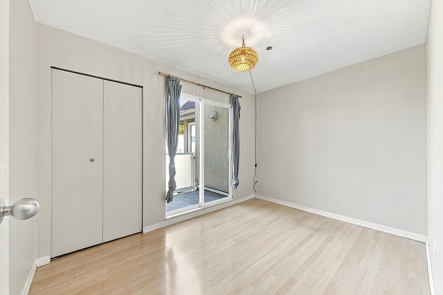 402 1515 E 6th Avenue Vancouver, BC - 16