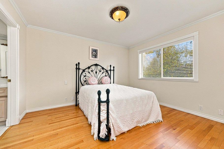 3895 Glendale Street Vancouver, BC - 21