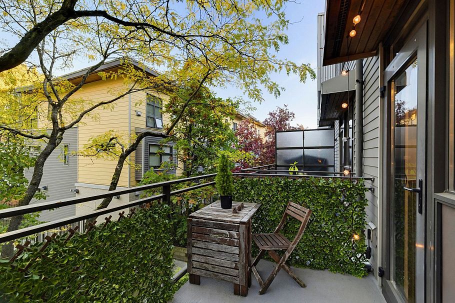 3742 Commercial Street Vancouver, BC - 8