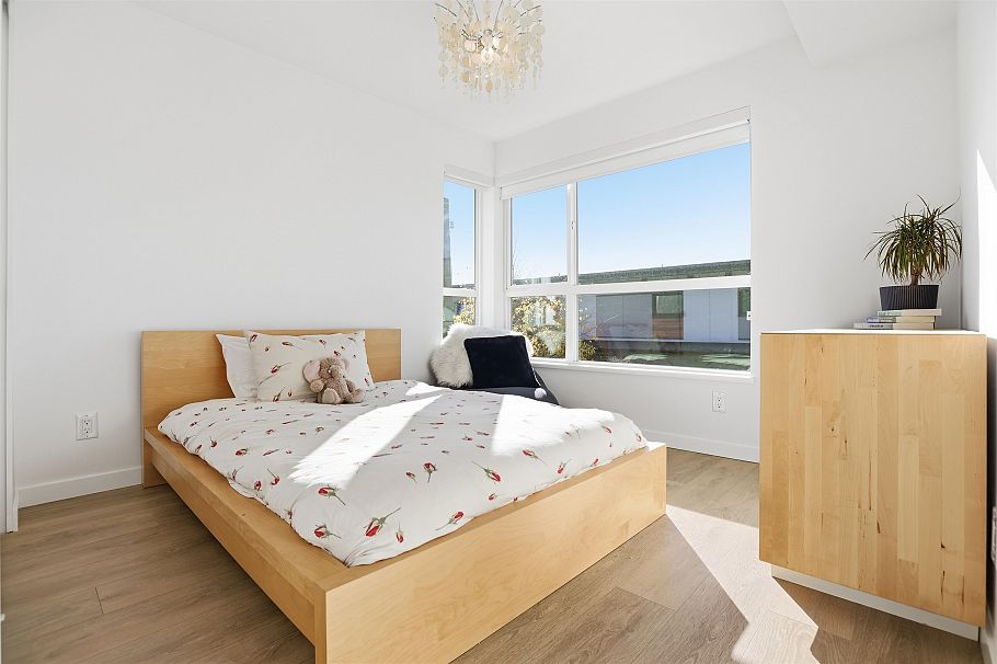 24 533 E 3rd Street North Vancouver, BC - 24