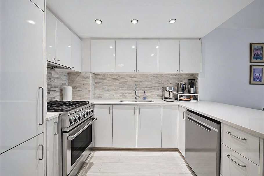 512 1133 Homer Street Vancouver, BC - 12
