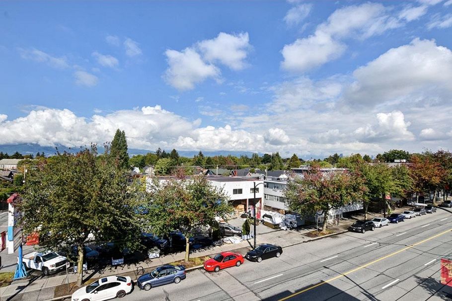 PH7 2528 Collingwood Street Vancouver, BC - 7