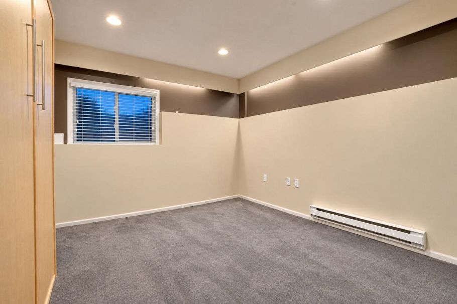 304 223 E Keith Road North Vancouver, BC - 11