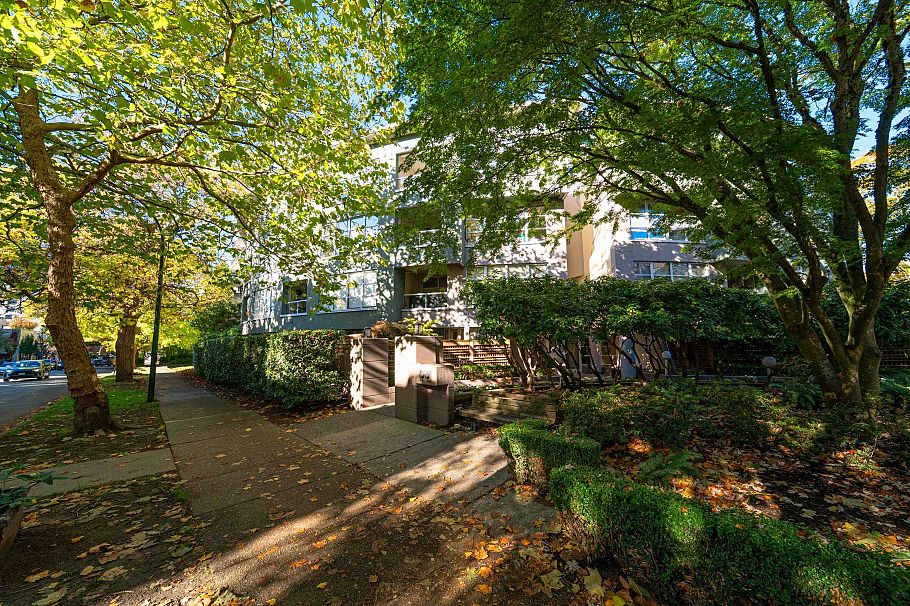 307 1705 Nelson Street Vancouver, BC - 26
