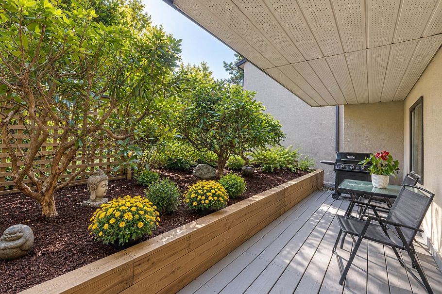 101 251 W 4th Street North Vancouver, BC - 2