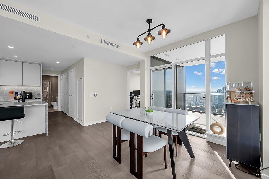 1906 7433 Cambie Street Vancouver, BC - 11