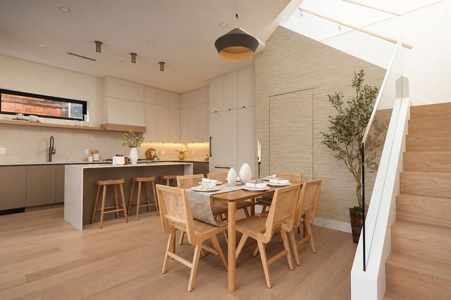 1 882 E 13 Avenue Vancouver, BC - 7