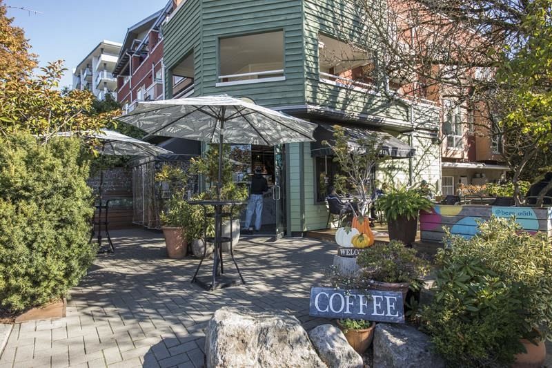 401 510 Chesterfield Avenue North Vancouver, BC - 33