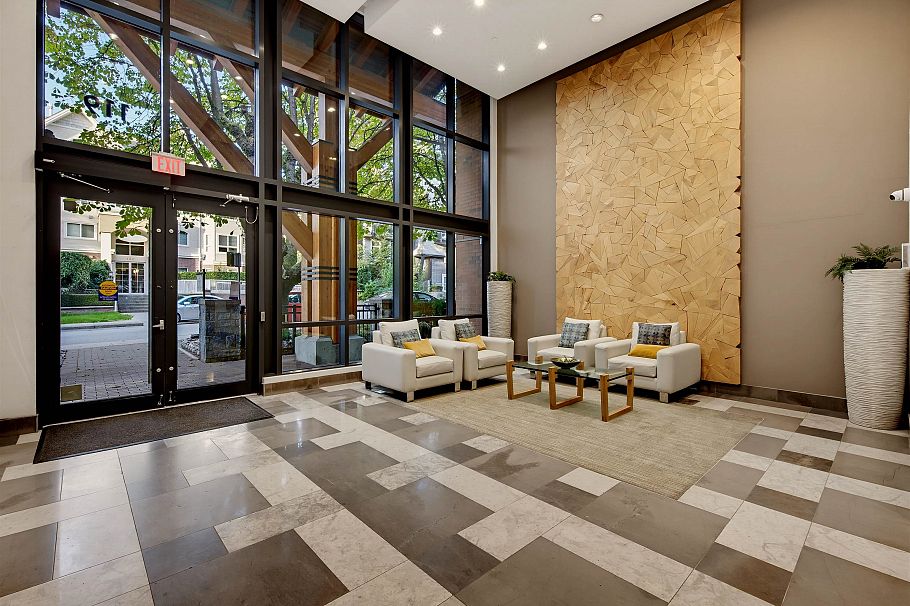 411 119 W 22nd Street North Vancouver, BC - 4