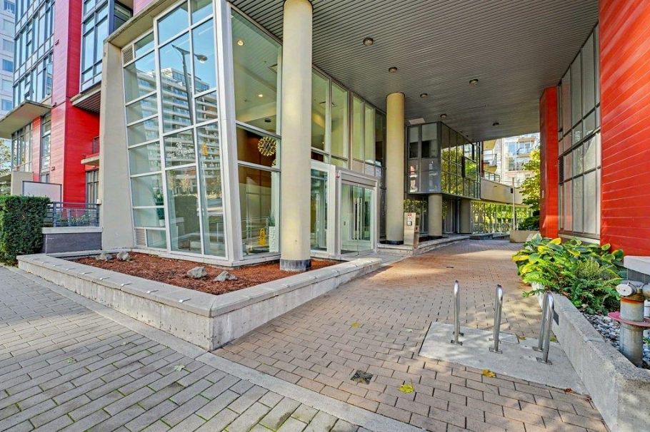 807 38 W 1st Avenue Vancouver, BC - 21