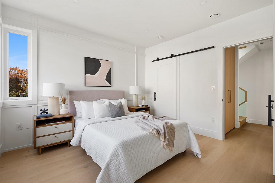 2 3657 W 11th Avenue Vancouver, BC - 27