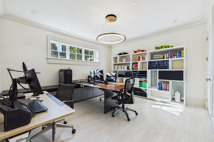 3357 W 35th Avenue Vancouver, BC - 26