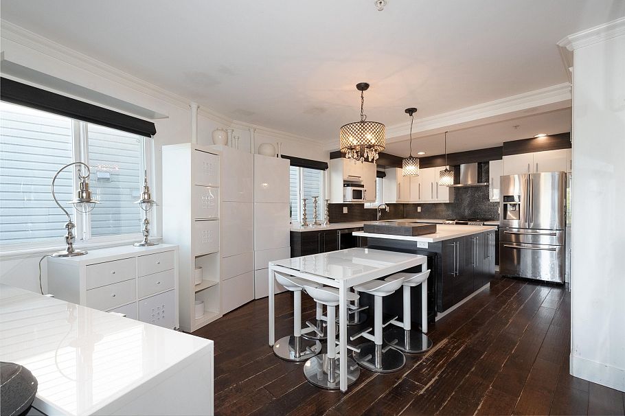 2048 Triumph Street Vancouver, BC - 7