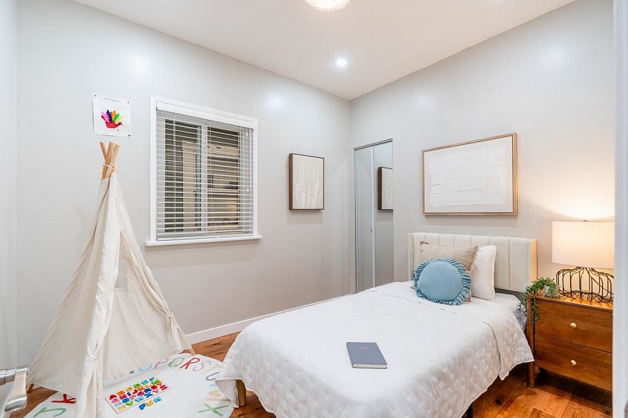 3754 Inverness Street Vancouver, BC - 19