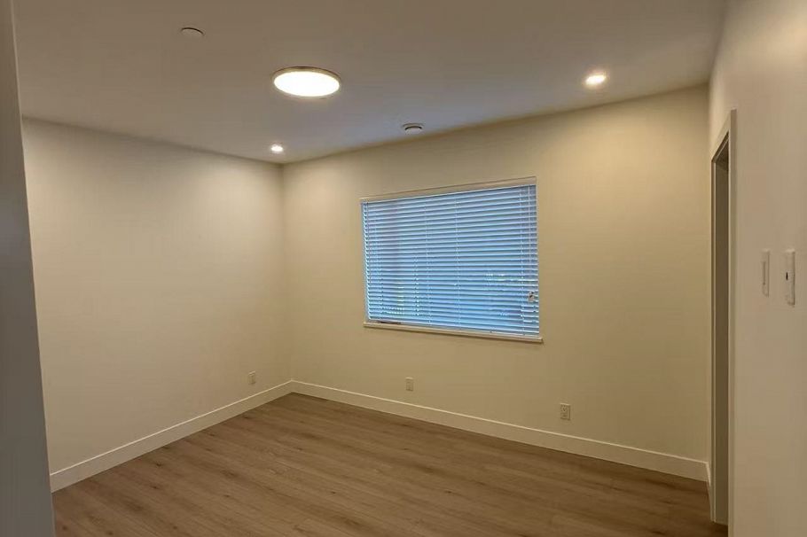 4636 Knight Street Vancouver, BC - 8