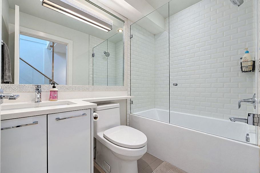 419 E 6th Avenue Vancouver, BC - 24
