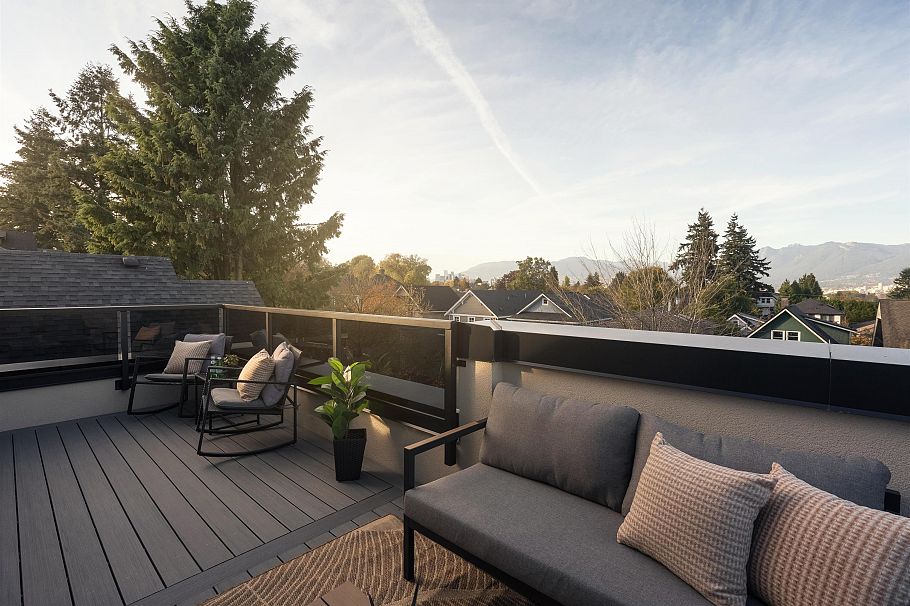 1 882 E 13 Avenue Vancouver, BC - 18