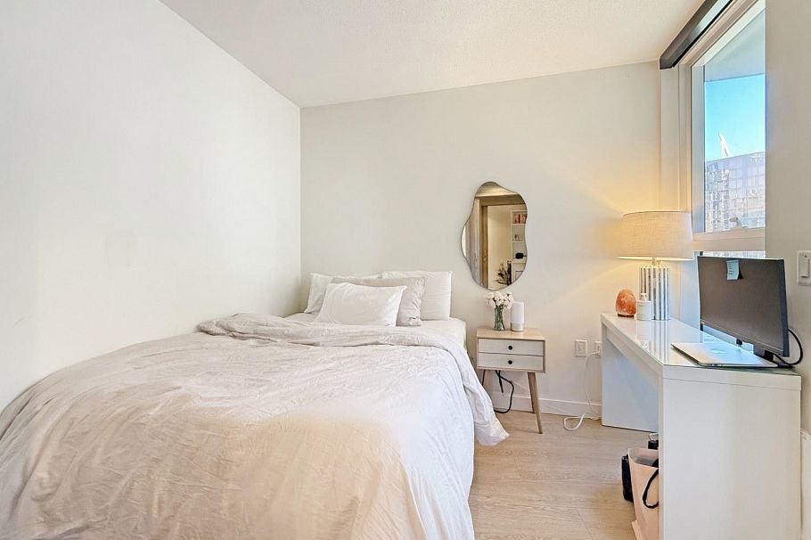 1181 87 Nelson Street Vancouver, BC - 7