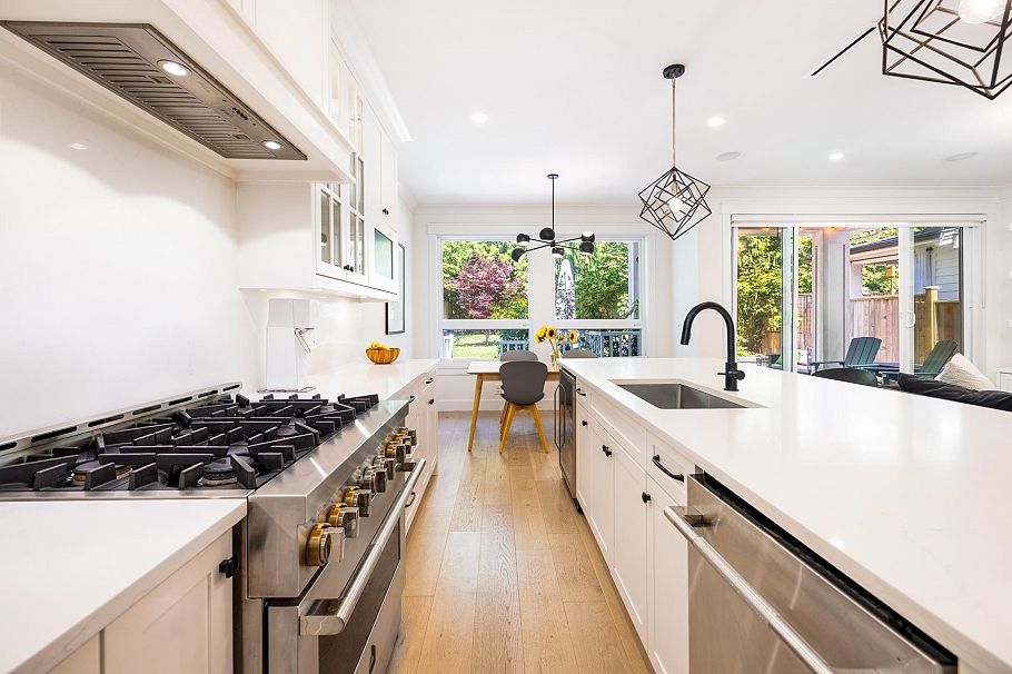 1750 Dempsey Road North Vancouver, BC - 6