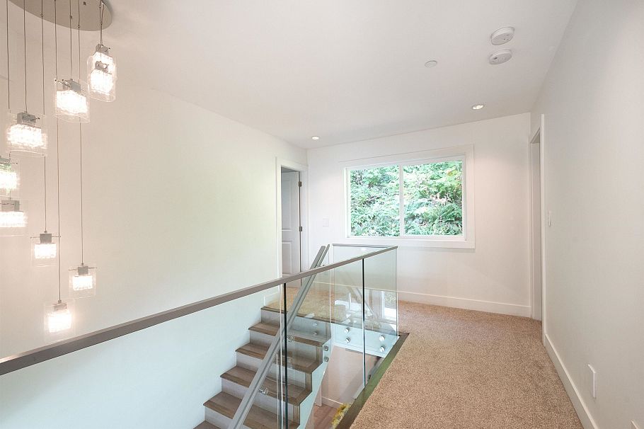 2867 Panorama Drive North Vancouver, BC - 14