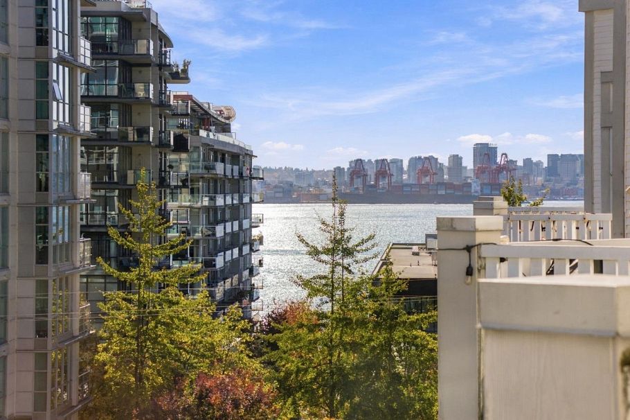 401 137 E 1st Street North Vancouver, BC - 15