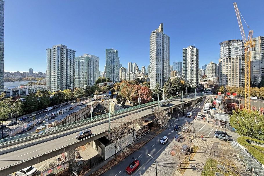 987 87 Nelson Street Vancouver, BC - 15