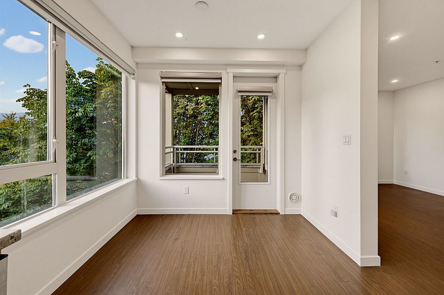 411 119 W 22nd Street North Vancouver, BC - 7