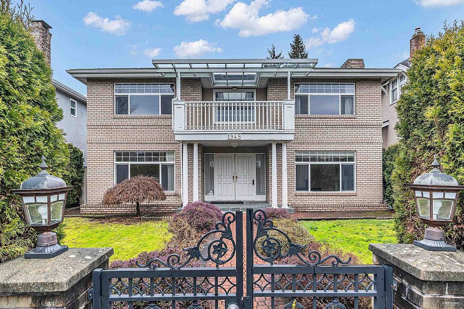 1945 W 44th Avenue Vancouver, BC - 1