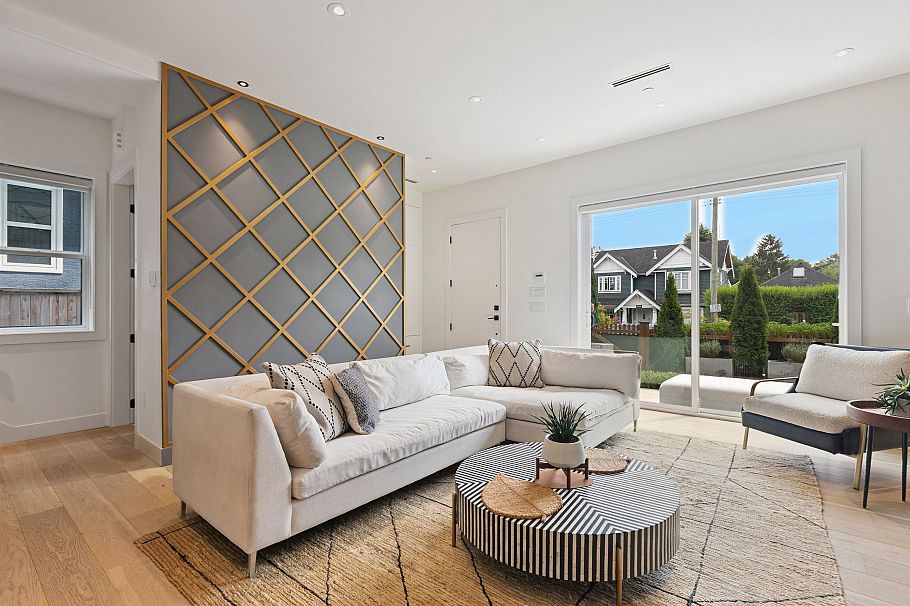 1 1621 E 11th Avenue Vancouver, BC - 12