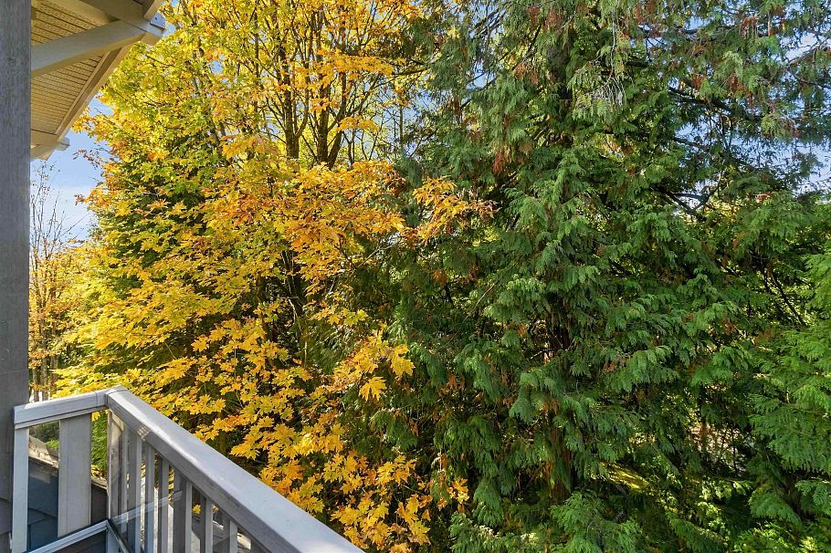 411 960 Lynn Valley Road North Vancouver, BC - 26