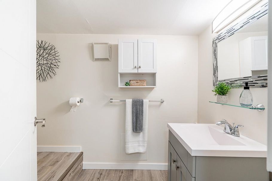 3754 Inverness Street Vancouver, BC - 26