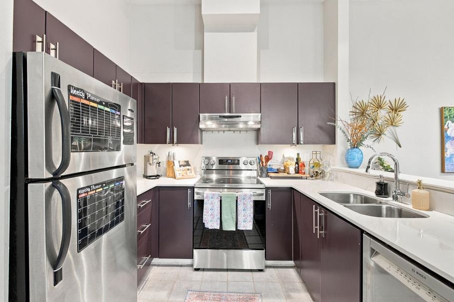 401 137 E 1st Street North Vancouver, BC - 8