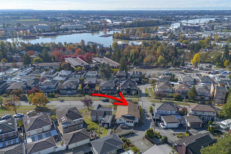 2155 Burquitlam Drive Vancouver, BC - 10