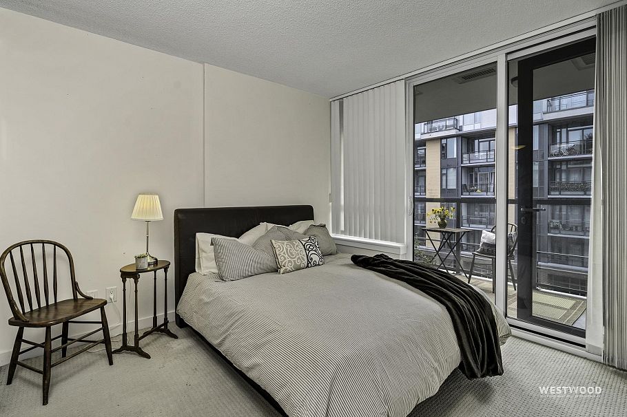 661 2080 W Broadway Vancouver, BC - 12