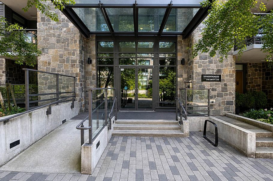 304 2738 Library Lane North Vancouver, BC - 2