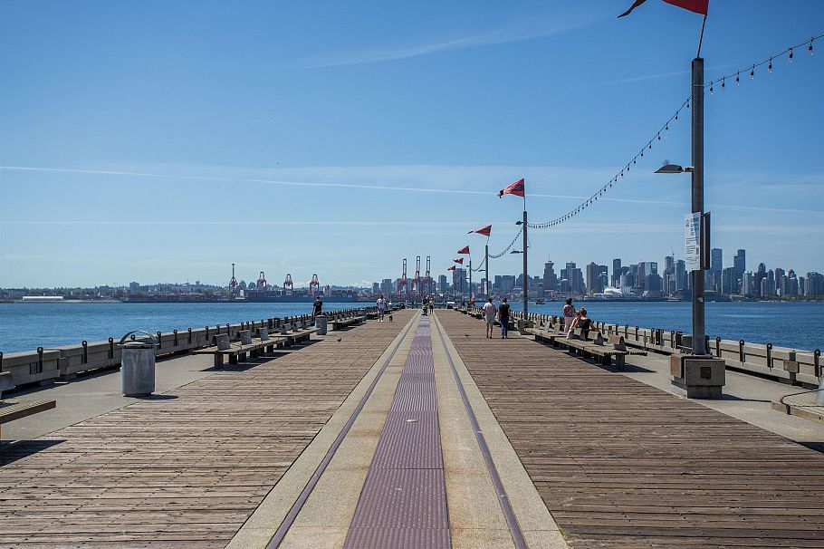 401 510 Chesterfield Avenue North Vancouver, BC - 36