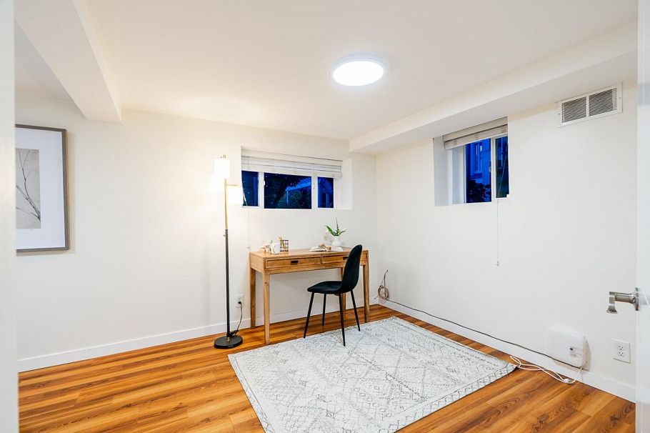 3754 Inverness Street Vancouver, BC - 22