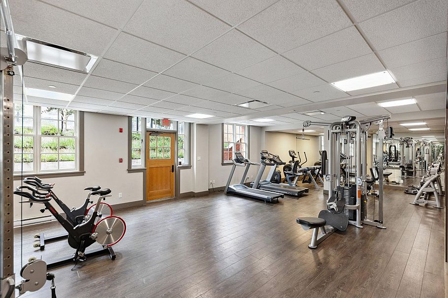 310 1515 Atlas Lane Vancouver, BC - 25