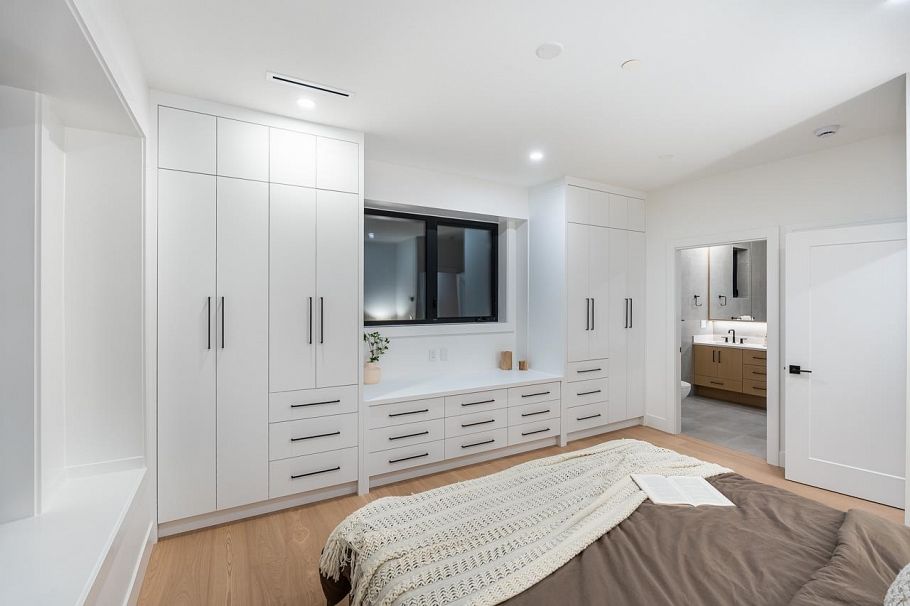 4675 St. George Street Vancouver, BC - 23