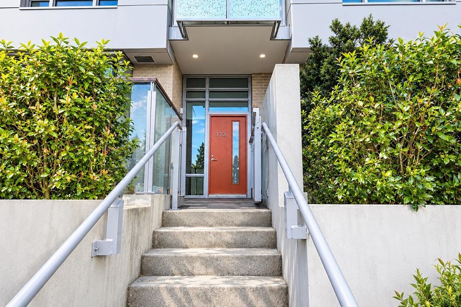 113 1500 Fern Street North Vancouver, BC - 11
