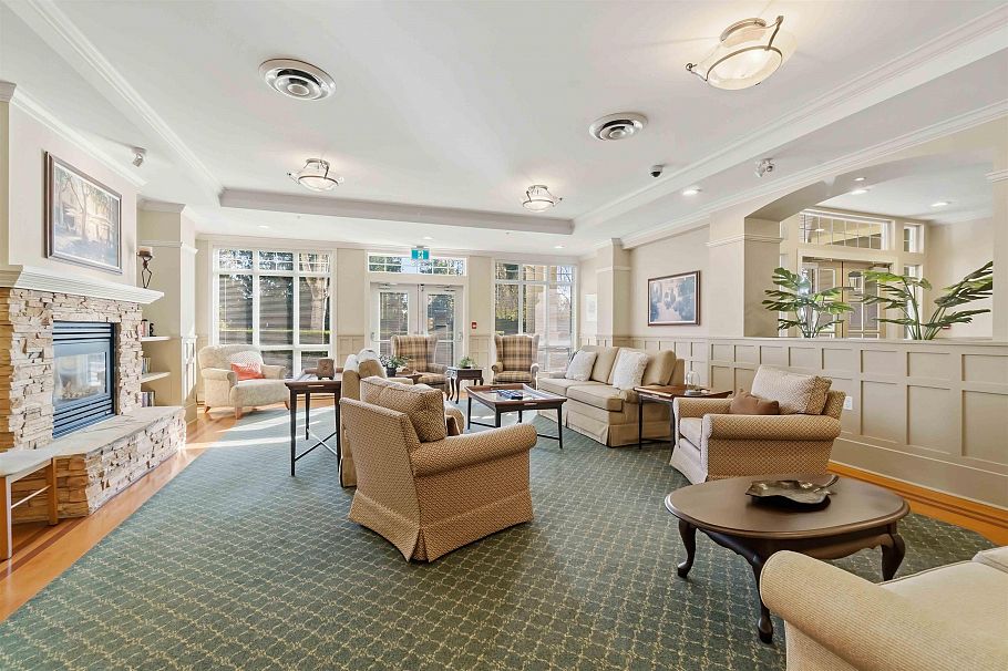 411 960 Lynn Valley Road North Vancouver, BC - 28