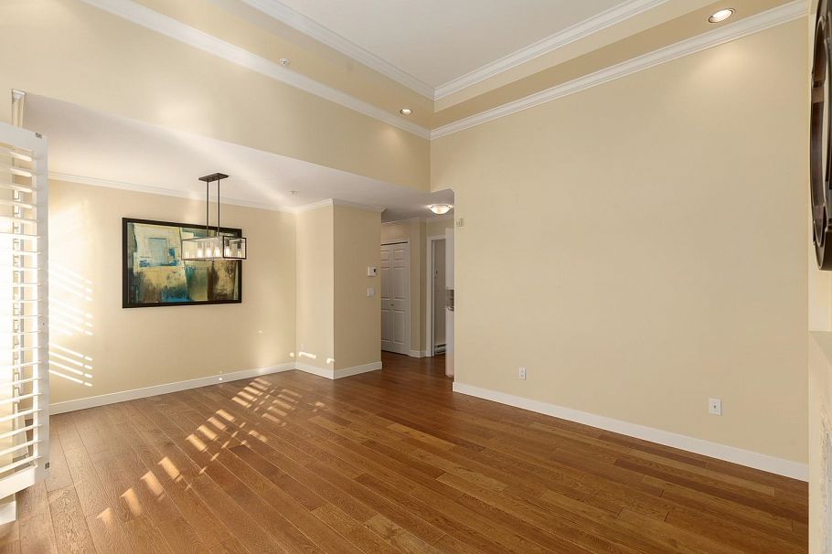 402 6020 Yew Street Vancouver, BC - 6